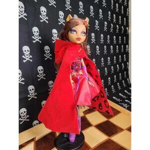 Monster High Clawdeen Wolf Scarily Ever After Little Dead Riding Hood